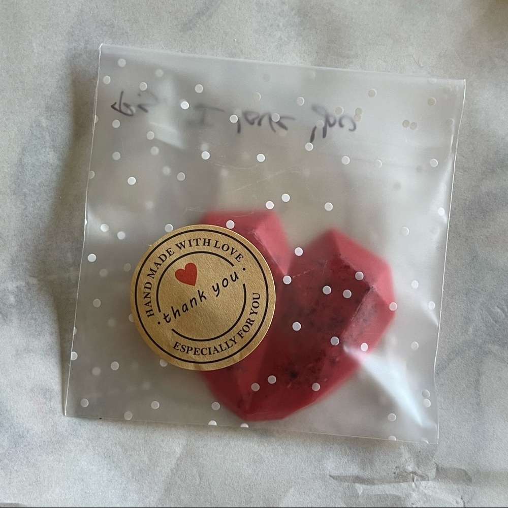 New VintageBitch Gifts - P.S. I Love You Organic Oatmeal Soap - Red PRICE FIRM - Picture 6 of 11